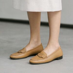 Salvatore Ferragamo Tan Leather Slip On Loafer Shoes  Women's Size 7.5